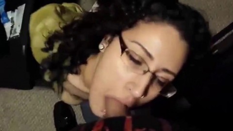 Arabic woman sucks like a pro and love cum