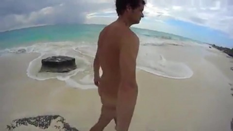 Str8 men jerk off in Cuba beach Playa