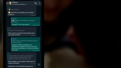Whatsapp Con Mi Prima Se pone Caliente y termina en mi cuarto