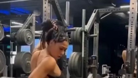 ebony chick gets fucked in gym